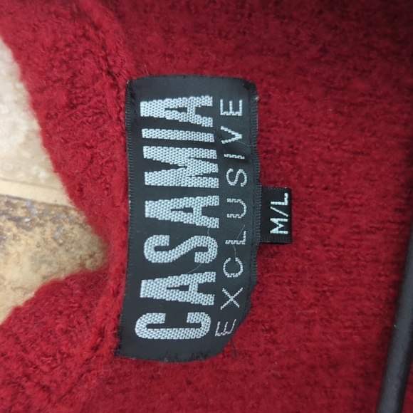 M/L Red Ruffle Casamia Exclusive Open Front Sweater Christmas - Picture 3 of 9
